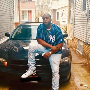 Meet your Posher, Dontay